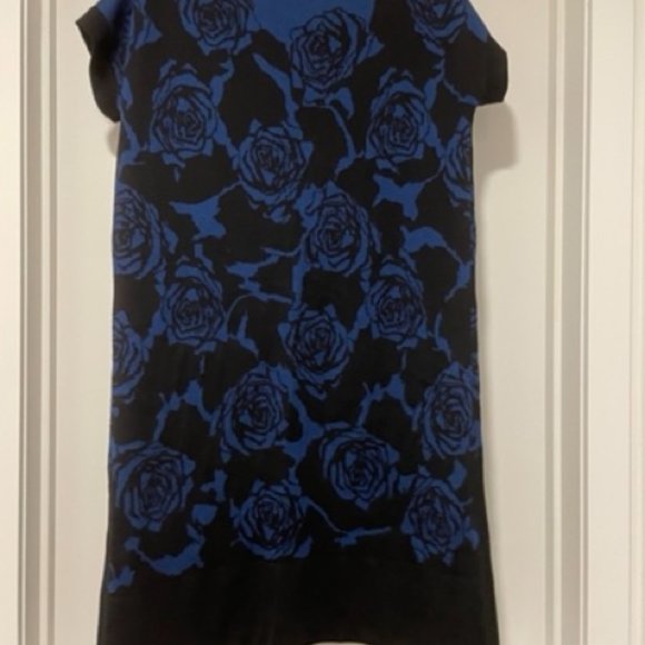 Black dress with blue roses - Made in Italy - Picture 2 of 3